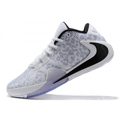 Nike Erkek Zoom Freak 1 Beyaz / Siyah Basketbol Ayakkabısı Türkiye - 8EK51ORP